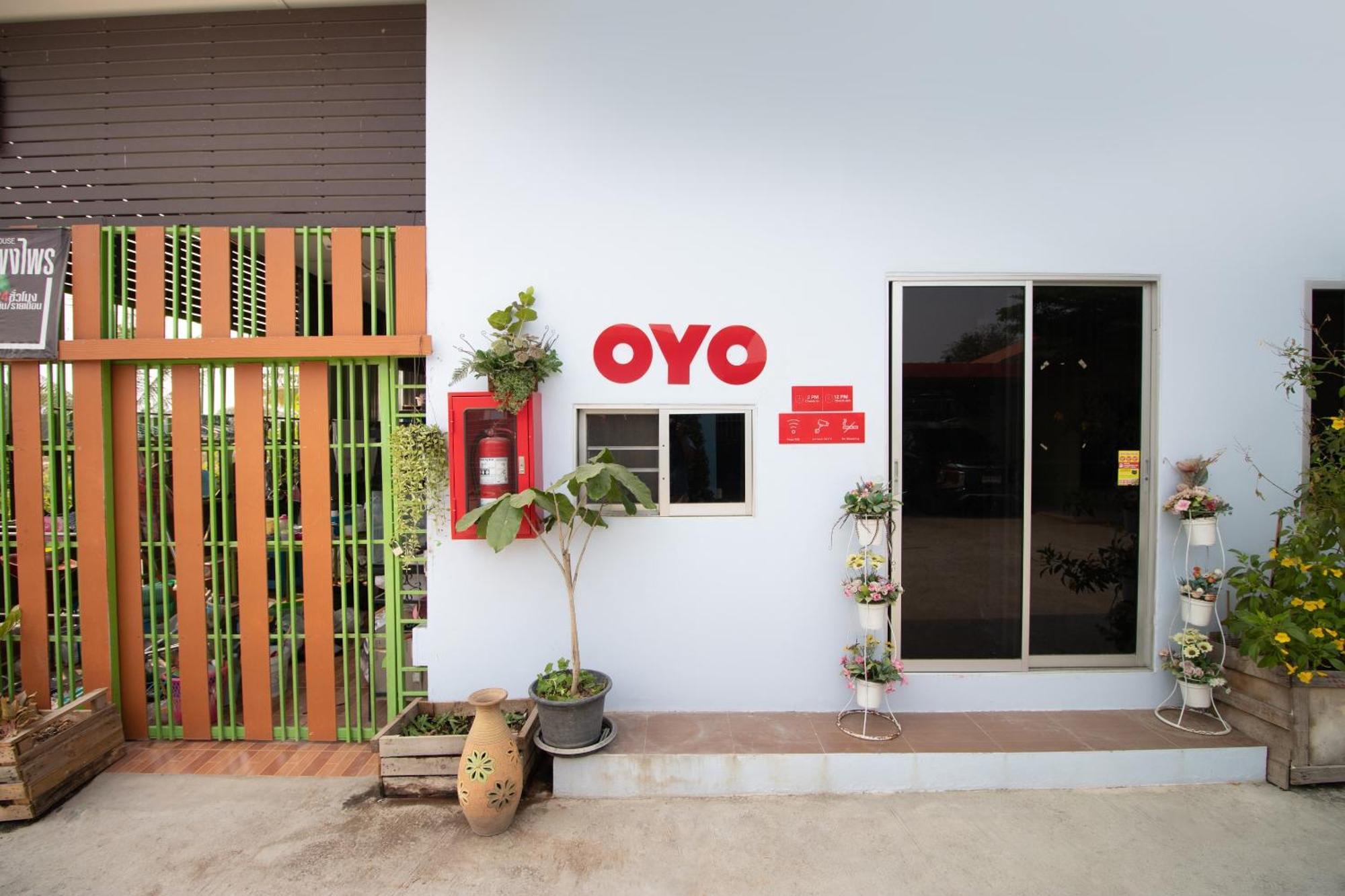 Oyo 644 Pong Pai House Bangkok Exterior foto