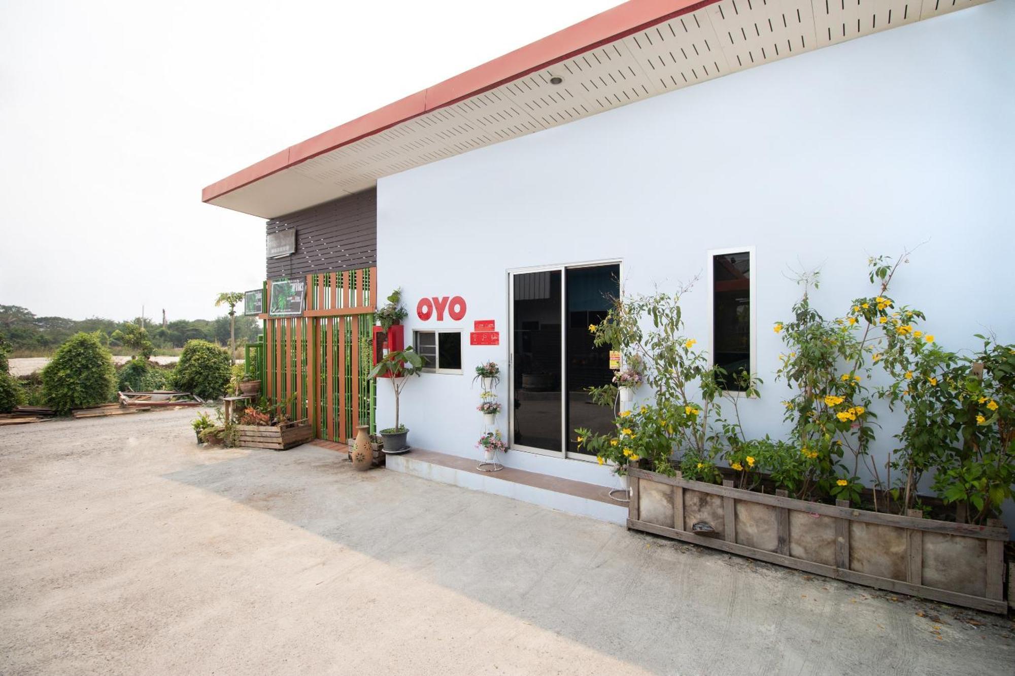 Oyo 644 Pong Pai House Bangkok Exterior foto